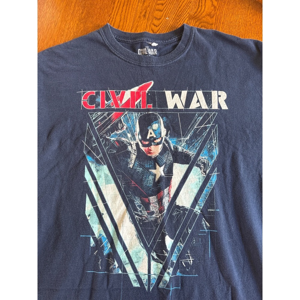 2016 Marvel Civil War‎ Captain America Graphic Print T-Shirt XLT